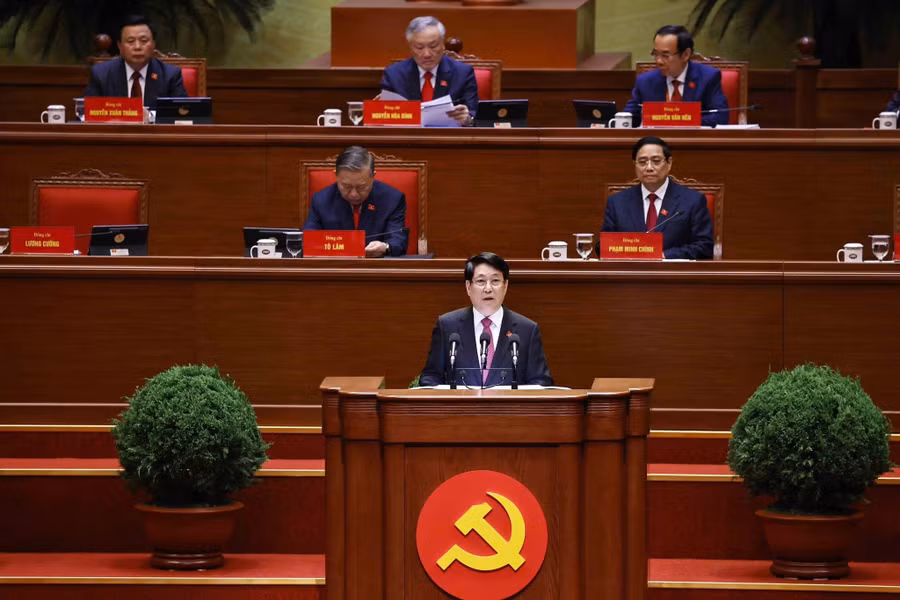 Đồng chí Lương Cường, Ủy viên Bộ Chính trị, Chủ tịch nước trình bày Diễn văn khai mạc Đại hội.