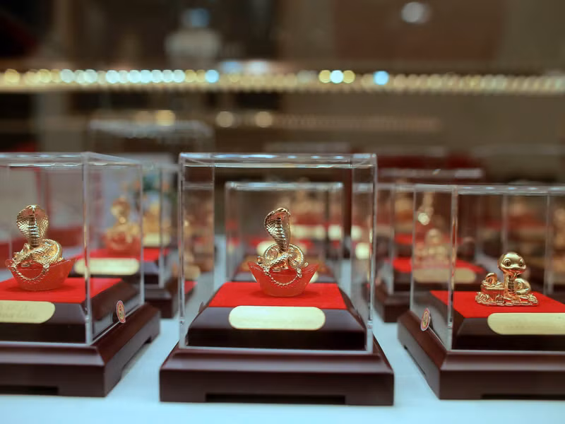 Các mẫu tượng được thiết kế từ 1 chỉ đến 10 chỉ vàng, mức giá phụ thuộc vào giá vàng tại thời điểm giao dịch. l5.jpg