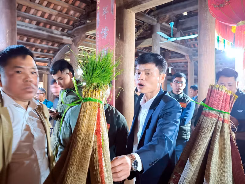 Ban Tổ chức cho biết, Lễ hội Đúc Bụt diễn ra hằng năm vào 2 ngày: Mùng 8 và mùng 9 tháng Giêng, trong đó chính hội vào ngày mùng 8 tháng Giêng. b3.jpg