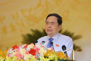 Chủ tịch Quốc hội Trần Thanh Mẫn ghi nhận, biểu dương những thành quả mà Thanh Hoá đạt được trong thời gian qua.