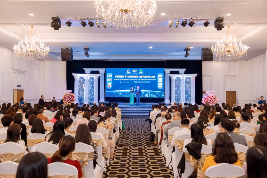 Toàn cảnh hội nghị. (Ảnh: UEH)