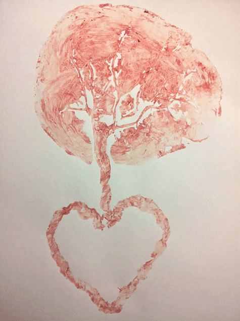Một bức tranh nghệ thuật mang hình nhau thai được làm từ chính nhau thai. Làm nhau thai
