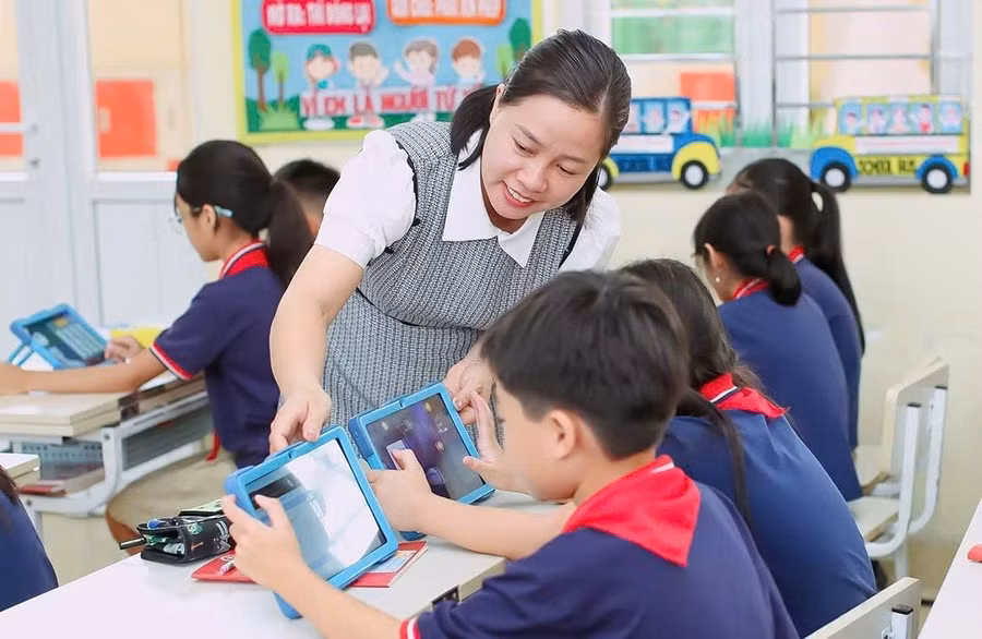 Mô hình lớp học thông minh tại Trường Tiểu học Trần Nhân Tông (phường Đông A, tỉnh Ninh Bình).