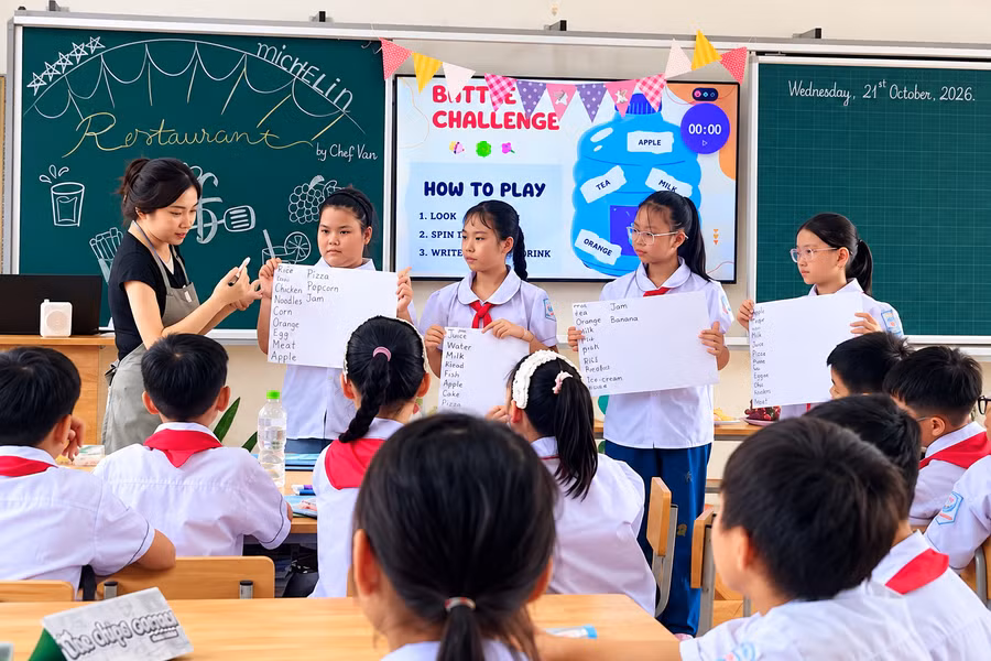 Một buổi sinh hoạt chuyên môn gắn với hoạt động dạy học tại Trường Tiểu học Bắc Vũ Dương (Ninh Bình).