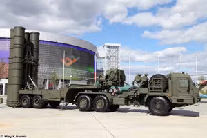 S-400 có thể chặn 80 mục tiêu cùng lúc, vô hiệu hóa tên lửa tầm 3.500 km