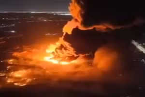 Loạt vụ nổ dữ dội rung chuyển khu công nghiệp Argentina