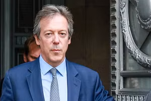 Nhà ngoại giao Anh bị trục xuất.