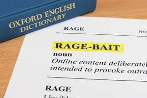 'Rage bait' bất ngờ được Từ điển Oxford chọn làm từ của năm 2025