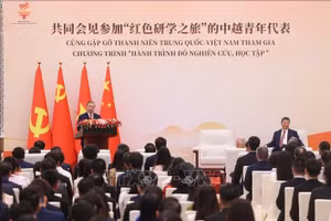 Tổng Bí thư, Chủ tịch nước Tô Lâm phát biểu tại buổi gặp gỡ thanh niên hai nước tham gia chương trình “Hành trình Đỏ nghiên cứu, học tập”. Ảnh: Thống Nhất/TTXVN