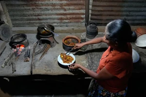 Từ mối đe dọa sinh thái đến món ăn trên bàn dân Sri Lanka