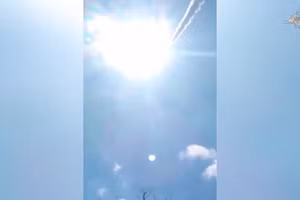 Đòn tập kích kết hợp phá hủy 2 xe tăng, 3 radar phản pháo, hàng chục xe quân sự