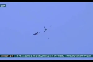 Sát thủ bầu trời mang AI bảo vệ vùng hậu phương