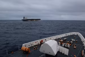 Mỹ chính thức xác nhận bắt giữ tàu chở dầu Nga tại Bắc Đại Tây Dương