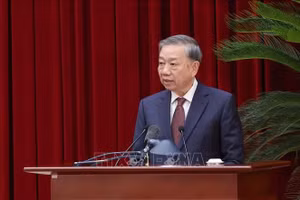 Tổng Bí thư Tô Lâm phát biểu bế mạc Hội nghị lần thứ mười hai Ban Chấp hành Trung ương Đảng khóa XIII. (Ảnh: Phạm Kiên/TTXVN)