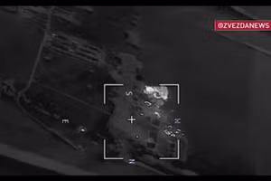 Video UAV Geran-2 tung đòn thiêu cháy loạt kho đạn