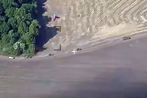 Video Tornado-S hủy diệt đoàn xe bọc thép đối phương ở Kursk