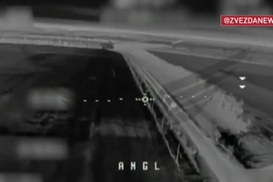 Drone truy đuổi, đánh trúng HIMARS tại DPR