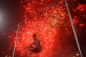 Những khoảnh khắc lung linh trong lễ hội Diwali trên khắp thế giới