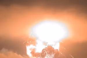 Video nổ cực lớn ở Syria khi chiến đấu cơ Israel dội hỏa lực vào các kho vũ khí