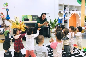 Hình ảnh giờ học Kịch truyện Âm nhạc do Cremusic triển khai.