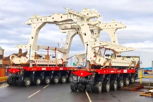 Máy đào rãnh dưới biển của NKT tại cảng Port of Blyth, Vương quốc Anh.