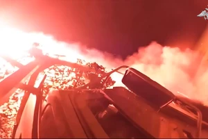 Chuỗi đòn chính xác xóa sổ 16 kho đạn, hàng chục xe bọc thép