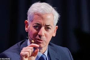 Bill Ackman, một nhà đầu tư ngân hàng gốc Do Thái với khối tài sản tỷ đô, đã hứa sẽ tưởng thưởng cho người hùng Bondi.