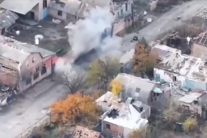 Tên lửa Kinzhal tham gia cuộc oanh kích lớn, quét sạch loạt mục tiêu quốc phòng