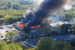 Xả súng, phóng hỏa tại nhà thờ Mỹ khiến ít nhất 4 người chết