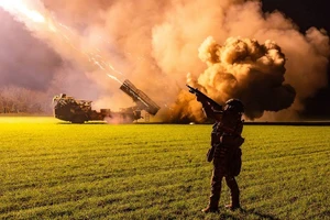 Hỏa lực chặn đứng phản kích, xóa sổ 22 trạm tác chiến điện tử