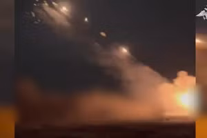 Hỏa lực xóa sổ hệ thống IRIS-T và loạt pháo dã chiến