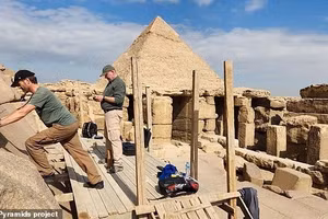 Bí ẩn 2 khoảng trống trong kim tự tháp Giza khiến giới khoa học 'gãi đầu'