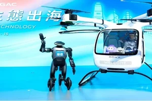 Xe bay sạc đầy trong 25 phút Trung Quốc sắp đưa vào sản xuất hàng loạt