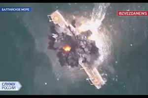 Màn hủy diệt mục tiêu bằng Lancet và xuồng của Hạm đội Baltic