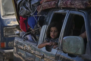Gaza cháy dữ dội sau khi Israel phát động tấn công trên bộ 