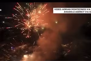 Khoảnh khắc vụ nổ pháo hoa đêm giao thừa khiến hơn 20 người thương vong