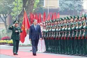 Tổng Bí thư Tô Lâm đến thăm, làm việc tại Bộ Tư lệnh Bộ đội Biên phòng. (Ảnh: Thống Nhất/TTXVN)