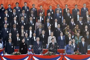 Tổng Bí thư Tô Lâm và Phu nhân cùng các đại biểu dự Lễ kỷ niệm 50 năm Quốc khánh Lào và 105 năm Ngày sinh Chủ tịch Kaysone Phomvihane. Ảnh: Thống Nhất/TTXVN 