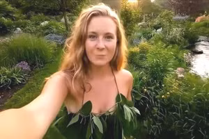  Trào lưu AI 'hiện đại hóa' Kinh Thánh gây bão mạng