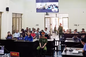 Đắk Lắk: Trộm 1 cây vàng đi bán lấy tiền tiêu, nữ giúp việc lãnh án gần 4 năm tù