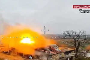 Công bố video trận đánh ác liệt giành quyền kiểm soát làng Orestopol