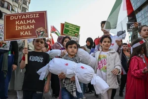 Trẻ em Thổ Nhĩ Kỳ biểu tình ủng hộ Gaza tại Ankara. Ảnh: Anadolu.