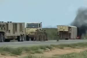 Rơ-moóc hệ thống THAAD bốc cháy trên cao tốc, 7 binh sĩ nhập viện