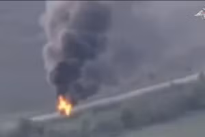 Đòn tập kích đoàn tàu chở quân và vũ khí, kho phương tiện mặt nước