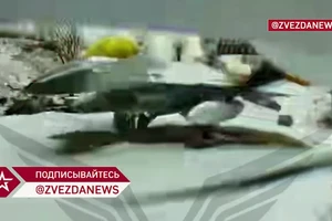 Drone tấn công trúng mô hình tiêm kích F-16 tại Kirovograd