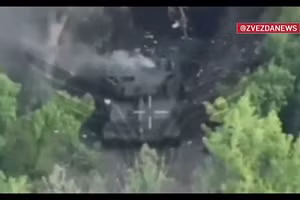 Ẩn mình trong rừng, Leopard 1A5 vẫn bị UAV truy diệt gần Yalta