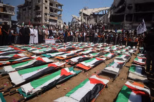 Hơn 100 nạn nhân Gaza được an táng sau 3 năm dưới đống đổ nát
