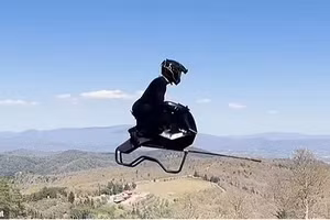 AirBike – Siêu xe bay tốc độ cao lấy cảm hứng từ Star Wars