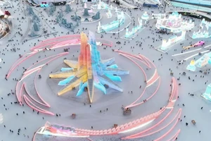 Choáng ngợp trước công viên băng tuyết lớn nhất hành tinh