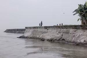 Cảnh hàng trăm gia đình Bangladesh bất lực vì liên tục bị mất nhà